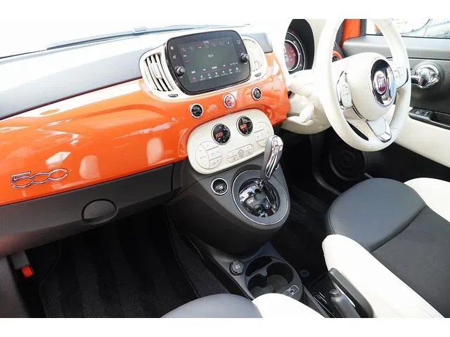 Fiat 500 TWIN AIR DOLCEVITA 2023 — миниатюра 4