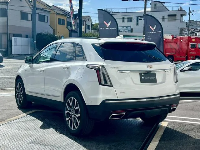 Cadillac CADILLAC XT5 PLATINUM SPORT 2025 — миниатюра 3