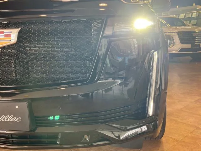 Cadillac CADILLAC ESCALADE SPORT 2022 — миниатюра 4
