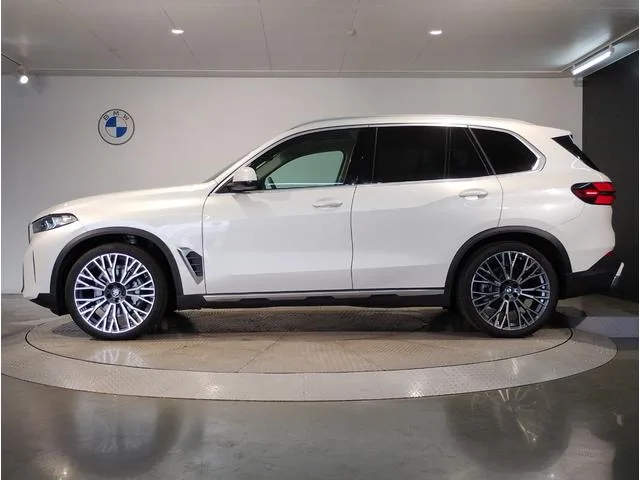 BMW X5 X DRIVE 35D EDITION X 2023 — миниатюра 2