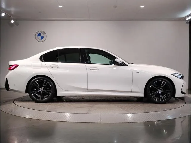 BMW 3 SERIES 320D X DRIVE M-SPORT 2023 — миниатюра 5