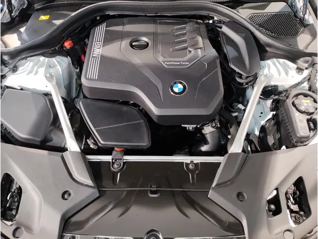 BMW 5 Series 523i M-SPORT 2022 — миниатюра 4