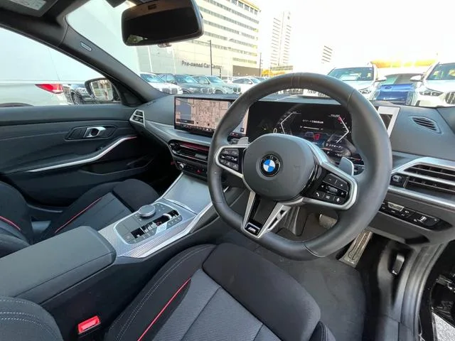BMW 3 Series 318i TOURING M-SPORT 2025 — миниатюра 5