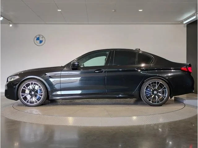 BMW M5 COMPETITION 2023 — миниатюра 3