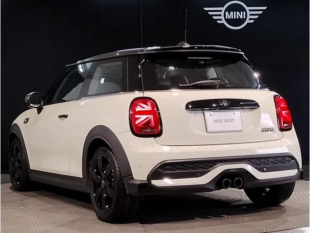 MINI MINI COOPER S CLASSIC TRIM 2023 — миниатюра 3