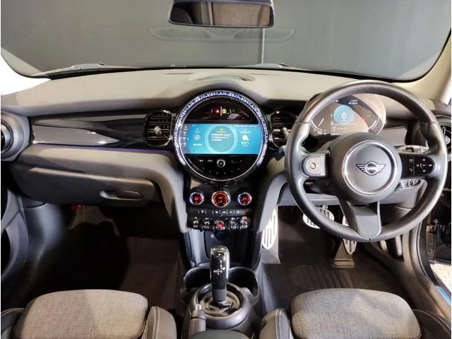 MINI MINI COOPER SD CLASSIC TRIM 2022 — миниатюра 4
