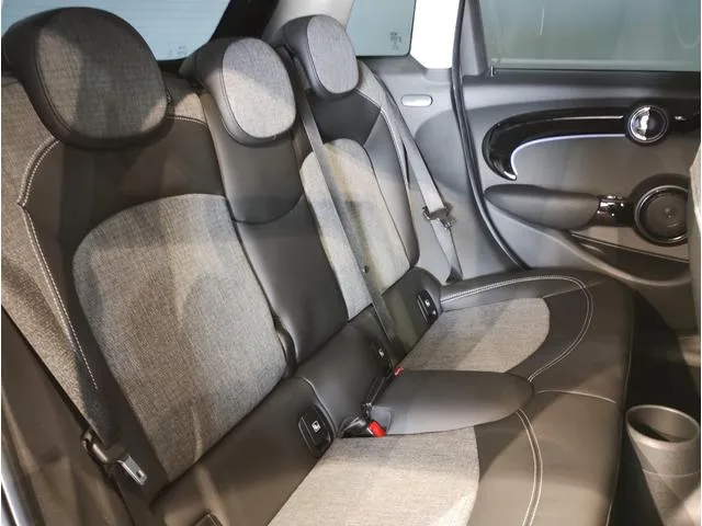 MINI MINI COOPER SD CLASSIC TRIM 2022 — миниатюра 5