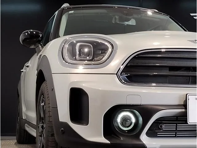 MINI MINI COOPER D CROSSOVER CLASSIC TRIM 2022 — миниатюра 4