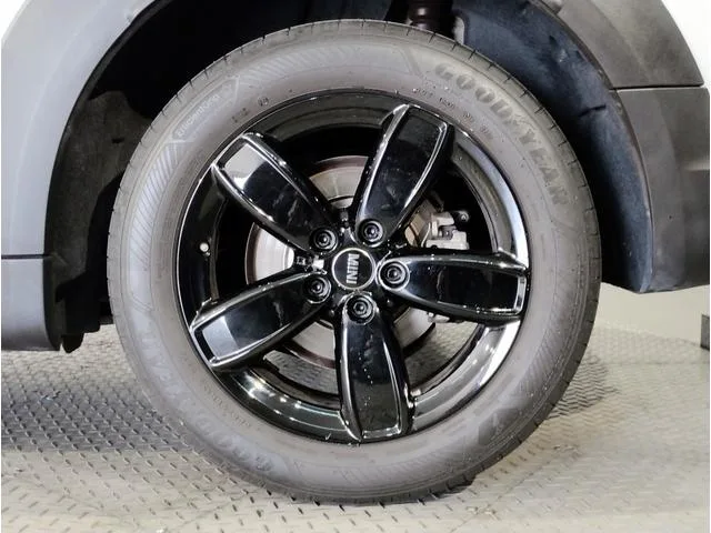 MINI MINI COOPER D CROSSOVER CLASSIC TRIM 2022 — миниатюра 5