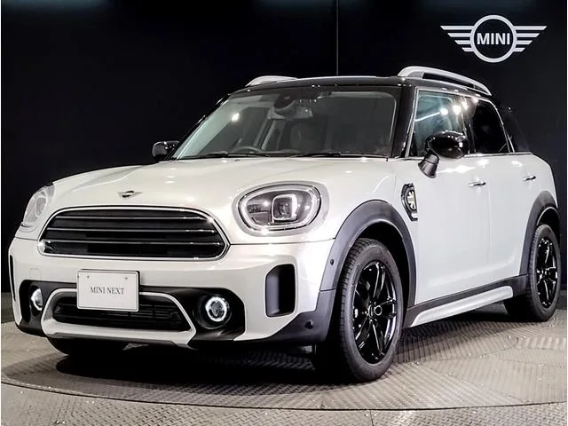 MINI MINI COOPER D CROSSOVER CLASSIC TRIM 2022 — фото 1, купить с доставкой в Москву