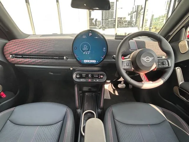 MINI MINI JOHN COOPER WORKS ACEMAN E JOHN COOPER WORKS TRIM 2025 — миниатюра 4