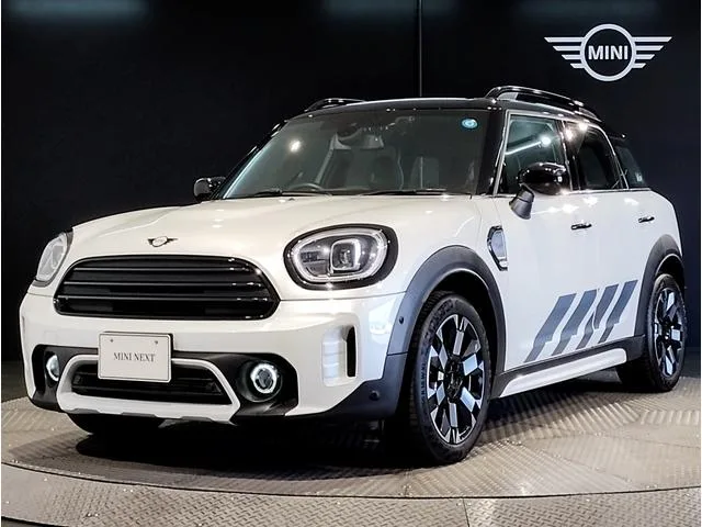 MINI MINI COOPER D CROSSOVER UNTAMED EDITION 2024 — фото 1, купить с доставкой в Москву