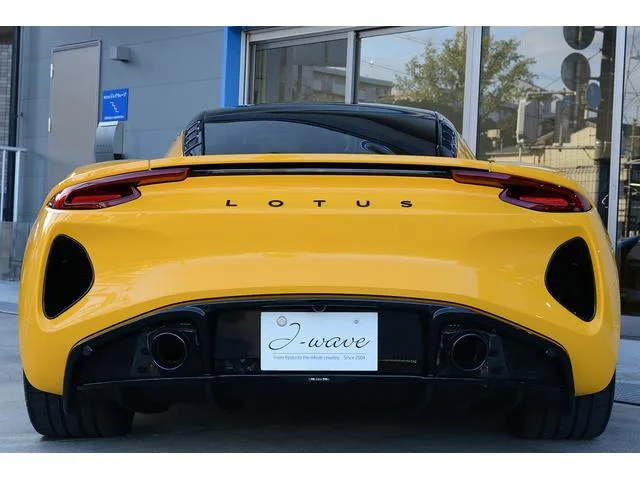 Lotus EMIRA V6 FIRST EDITION 2023 — миниатюра 2