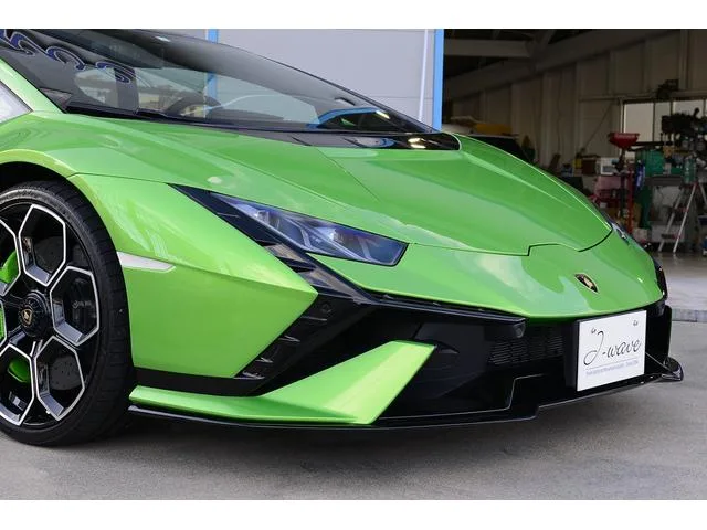 Lamborghini Huracan 2023 — миниатюра 3