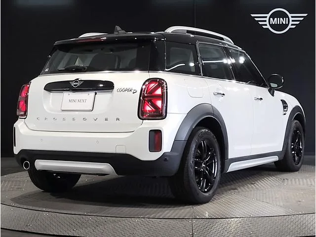 MINI MINI COOPER D CROSSOVER PREMIUM PLUS PACKAGE CLASSIC TRIM 2023 — миниатюра 3