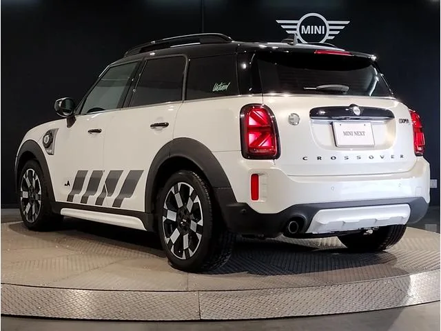 MINI MINI COOPER S E CROSSOVER ALL4 UNTAMED EDITION 2023 — миниатюра 4