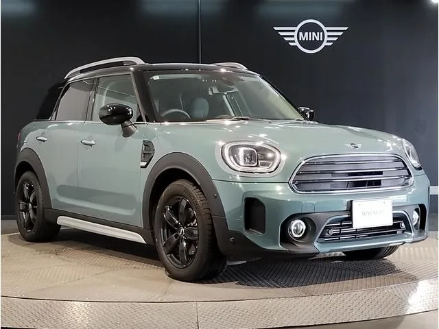 MINI MINI COOPER D CROSSOVER CLASSIC TRIM 2022 — миниатюра 3