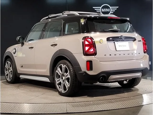 MINI MINI COOPER S E CROSSOVER ALL4 ALBERT BRIDGE EDITION PHEV 2023 — миниатюра 2