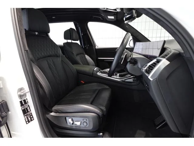 BMW X7 X DRIVE 40D M SPORT 2024 — миниатюра 5