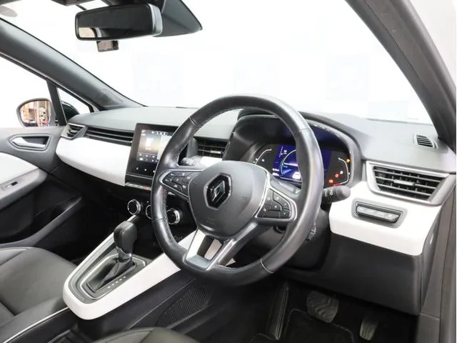Renault LUTECIA E-TECH HYBRID LEATHER PACK 2023 — миниатюра 4
