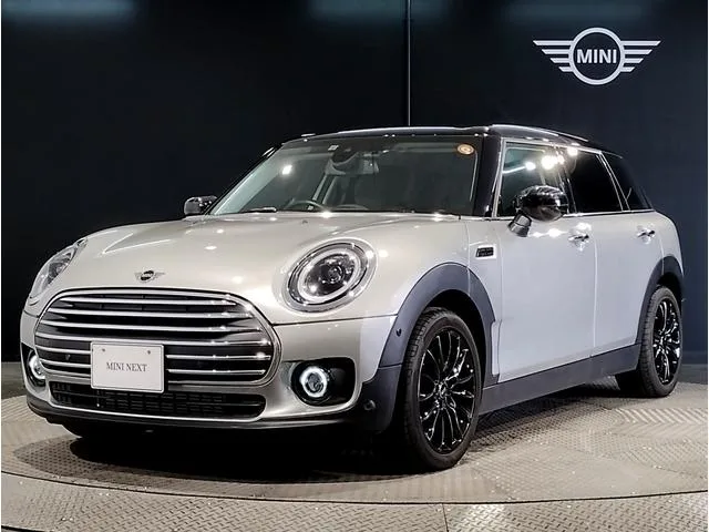 MINI MINI COOPER D CLUBMAN CLASSIC TRIM 2023 — фото 1, купить с доставкой в Москву