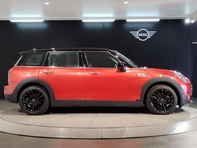MINI MINI COOPER CLUBMAN PREMIUM PLUS PACKAGE CLASSIC TRIM 2023 — миниатюра 5
