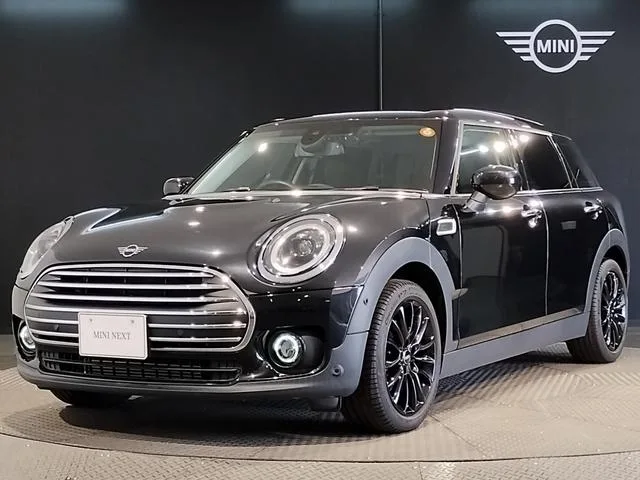 MINI MINI COOPER CLUBMAN CLASSIC TRIM 2022 — фото 1, купить с доставкой в Москву