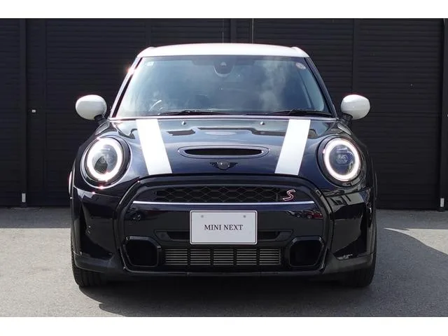 MINI MINI COOPER SD CLASSIC TRIM 2022 — миниатюра 5