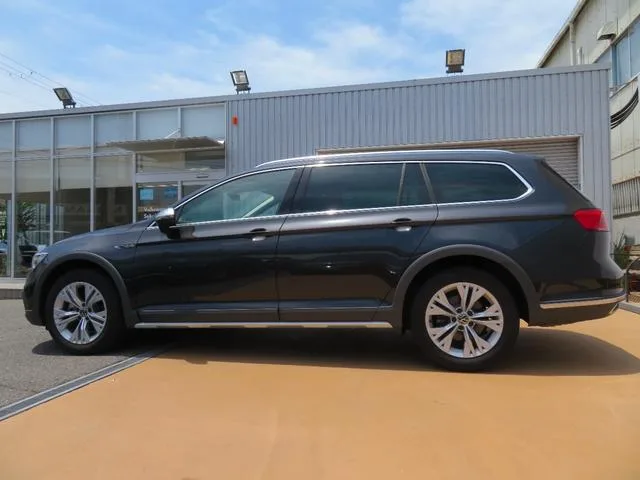 Volkswagen PASSAT ALLTRACK TDI 4MOTION 2024 — миниатюра 4