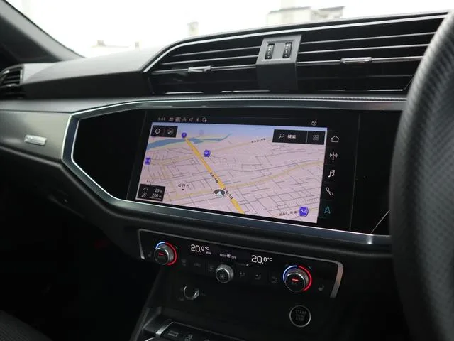 Audi Q3 SPORTBACK 35 TFSI S LINE 2023 — миниатюра 4