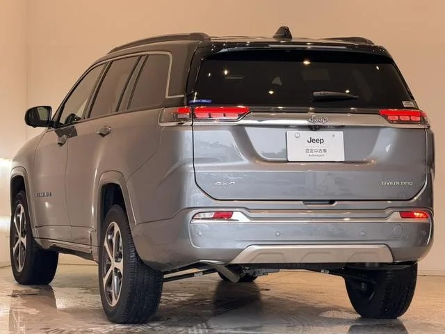 Chrysler Jeep JEEP COMMANDER OVERLAND 2025 — миниатюра 2