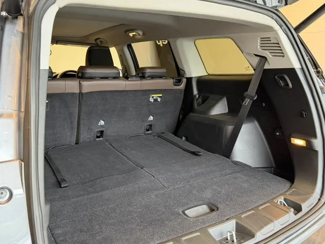 Chrysler Jeep JEEP COMMANDER OVERLAND 2025 — миниатюра 3