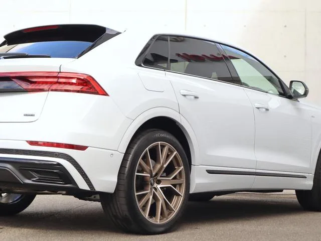 Audi Q8 BRONZE EDITION 2024 — миниатюра 4