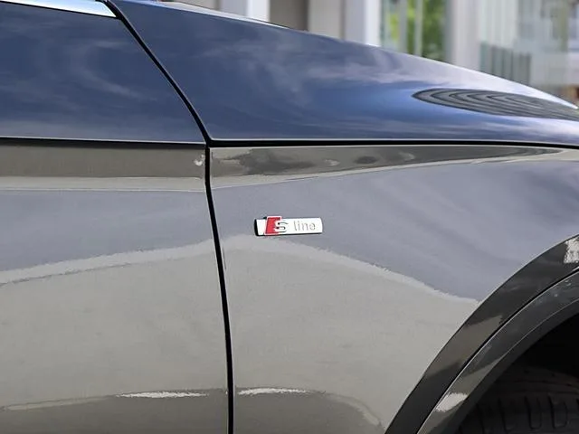 Audi Q5 Sportback S LINE DYNAMIC EDITION 2025 — миниатюра 2