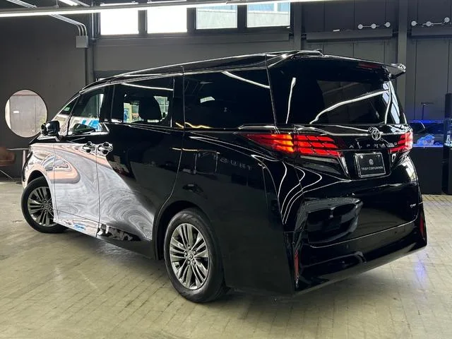 Toyota ALPHARD HYBRID Z 2023 — миниатюра 4