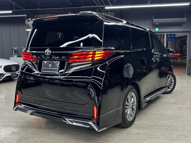Toyota ALPHARD Z 2025 — миниатюра 4