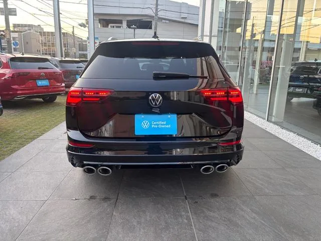 Volkswagen GOLF R VARIANT TSI 4MOTION 2024 — миниатюра 2