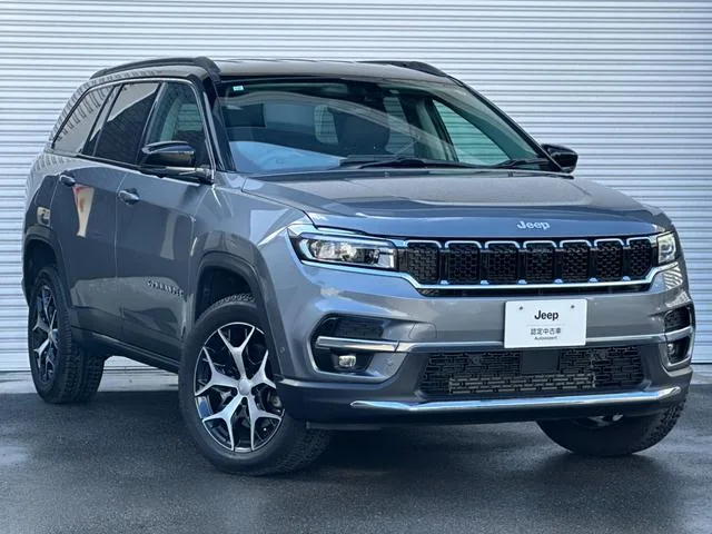 Chrysler Jeep JEEP COMMANDER LIMITED 2023 — миниатюра 4