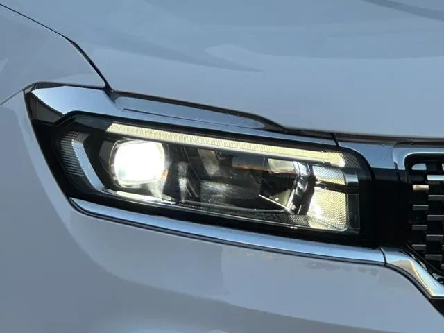 Chrysler Jeep JEEP COMMANDER OVERLAND 2024 — миниатюра 5