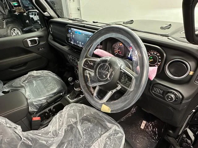 Chrysler Jeep JEEP WRANGLER UNLIMITED SAHARA 2025 — миниатюра 3