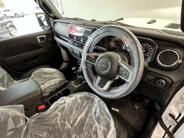 Chrysler Jeep JEEP WRANGLER UNLIMITED SAHARA 2026 — миниатюра 3