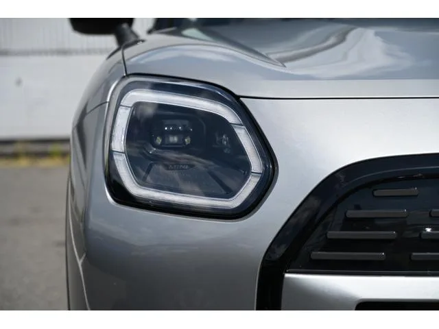 MINI MINI COUNTRYMAN E CLASSIC TRIM 2024 — миниатюра 3