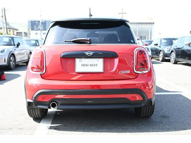 MINI MINI COOPER PREMIUM PLUS PACKAGE ESSENTIAL TRIM 2023 — миниатюра 2