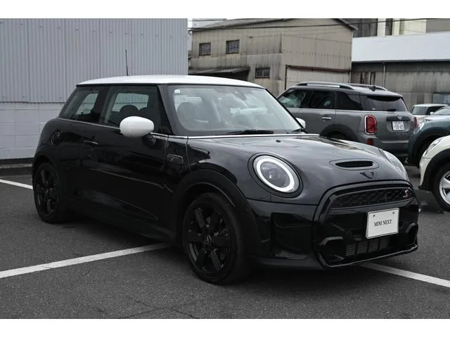 MINI MINI COOPER S PREMIUM PLUS PACKAGE ESSENTIAL TRIM 2023 — миниатюра 3