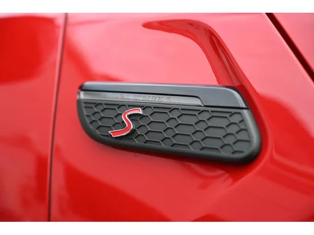 MINI MINI COOPER SD ESSENTIAL TRIM 2022 — миниатюра 5