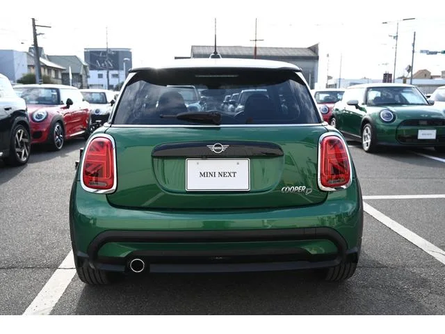 MINI MINI COOPER D CLASSIC TRIM 2022 — миниатюра 3