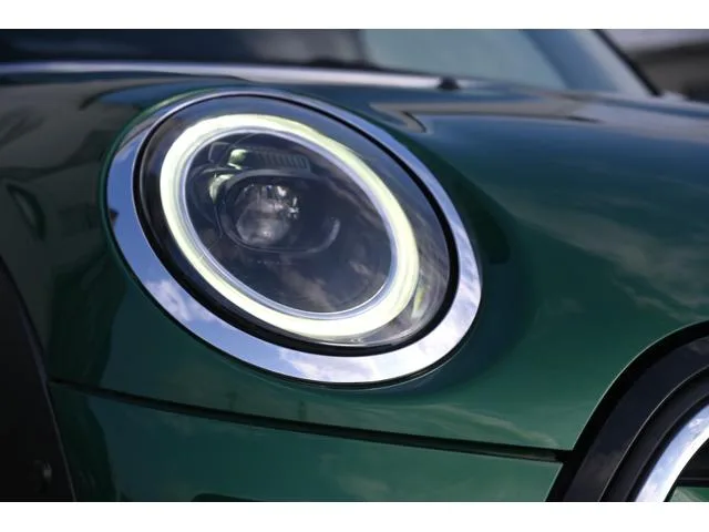 MINI MINI COOPER D CLASSIC TRIM 2022 — миниатюра 4