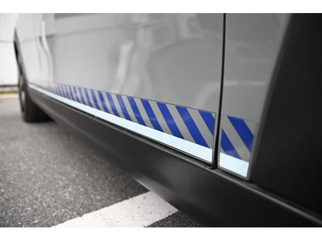 MINI MINI COOPER D BRICK LANE EDITION 2022 — миниатюра 5