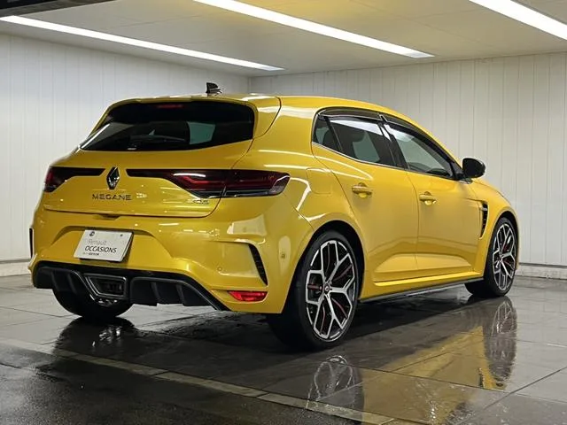 Renault MEGANE RENAULT SPORT TROPHY 2023 — миниатюра 5
