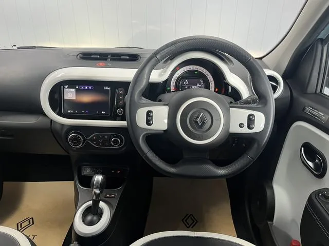 Renault TWINGO INTENS 2023 — миниатюра 5